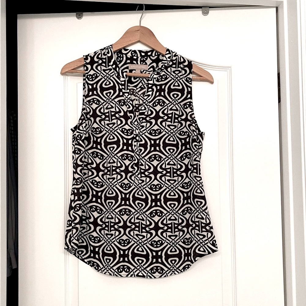 Banana Republic top